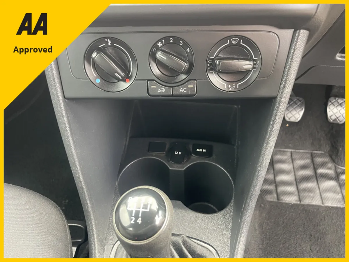 Volkswagen Polo 1.2 S 60PS 5DR FREE DELIVERY - Image 4