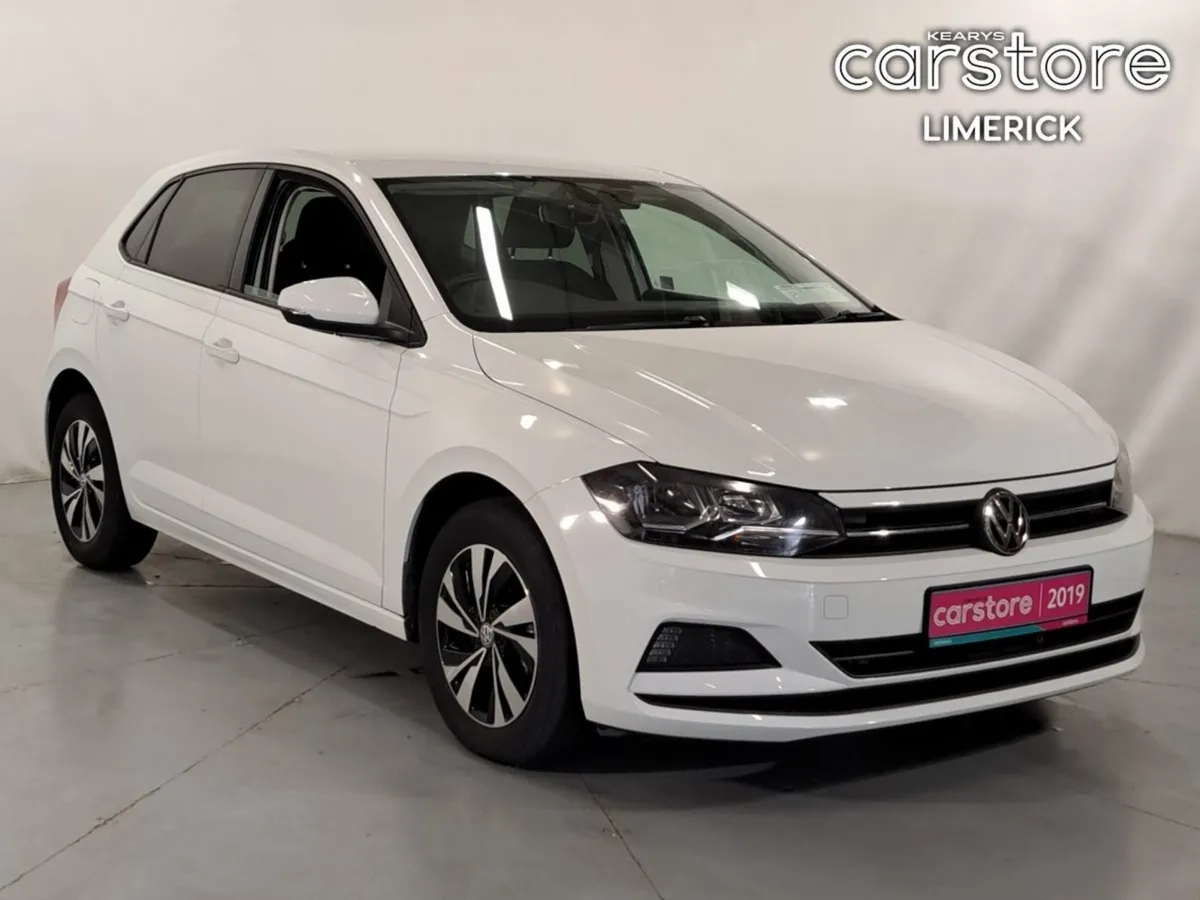 Volkswagen Polo Comfortline  upgraded Alloys  And - Image 1
