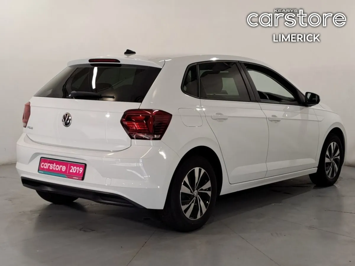 Volkswagen Polo Comfortline  upgraded Alloys  And - Image 3