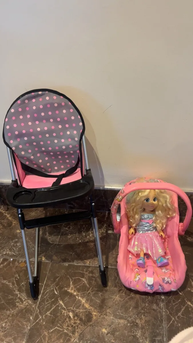 Dolls high chair & dolls car seat &Diana doll