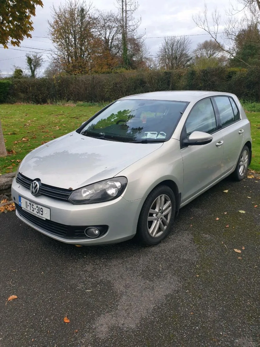 Volkswagen golf - Image 1