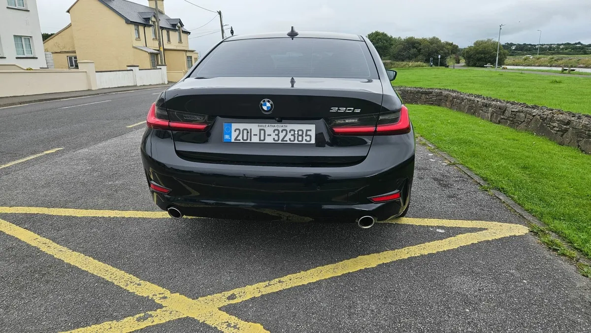 BMW 330 G20 - Image 3