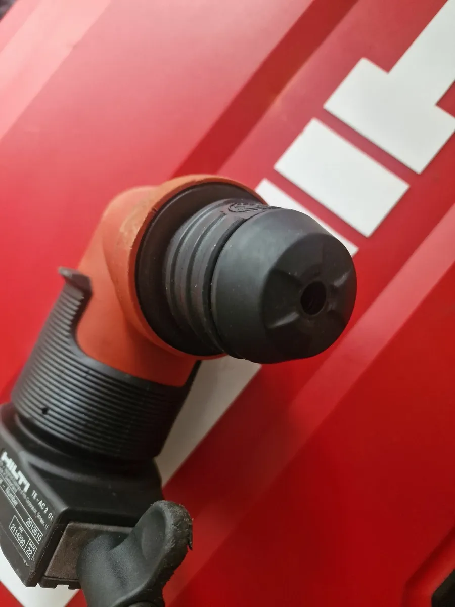 Hilti angular chuck - Image 2