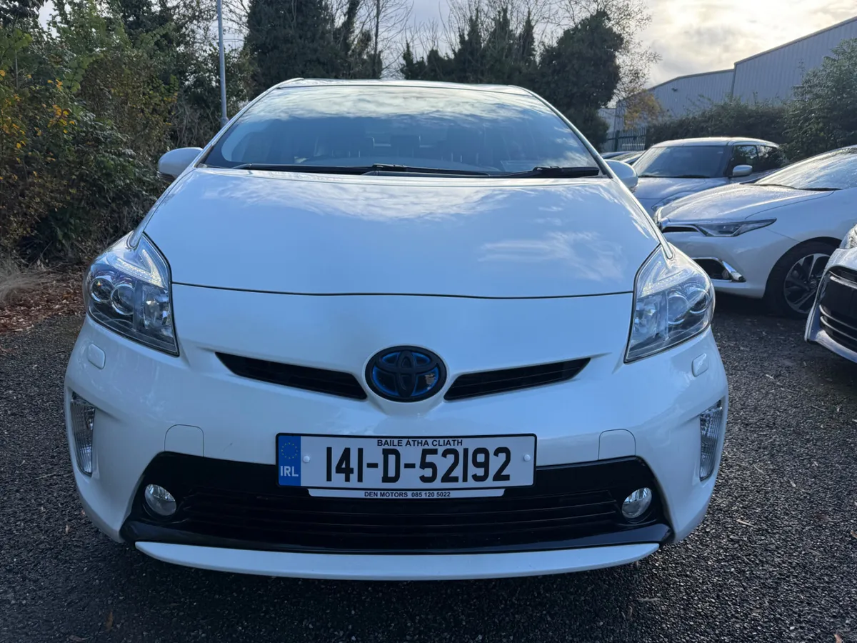 Toyota Prius 2014 G-Model - Image 3