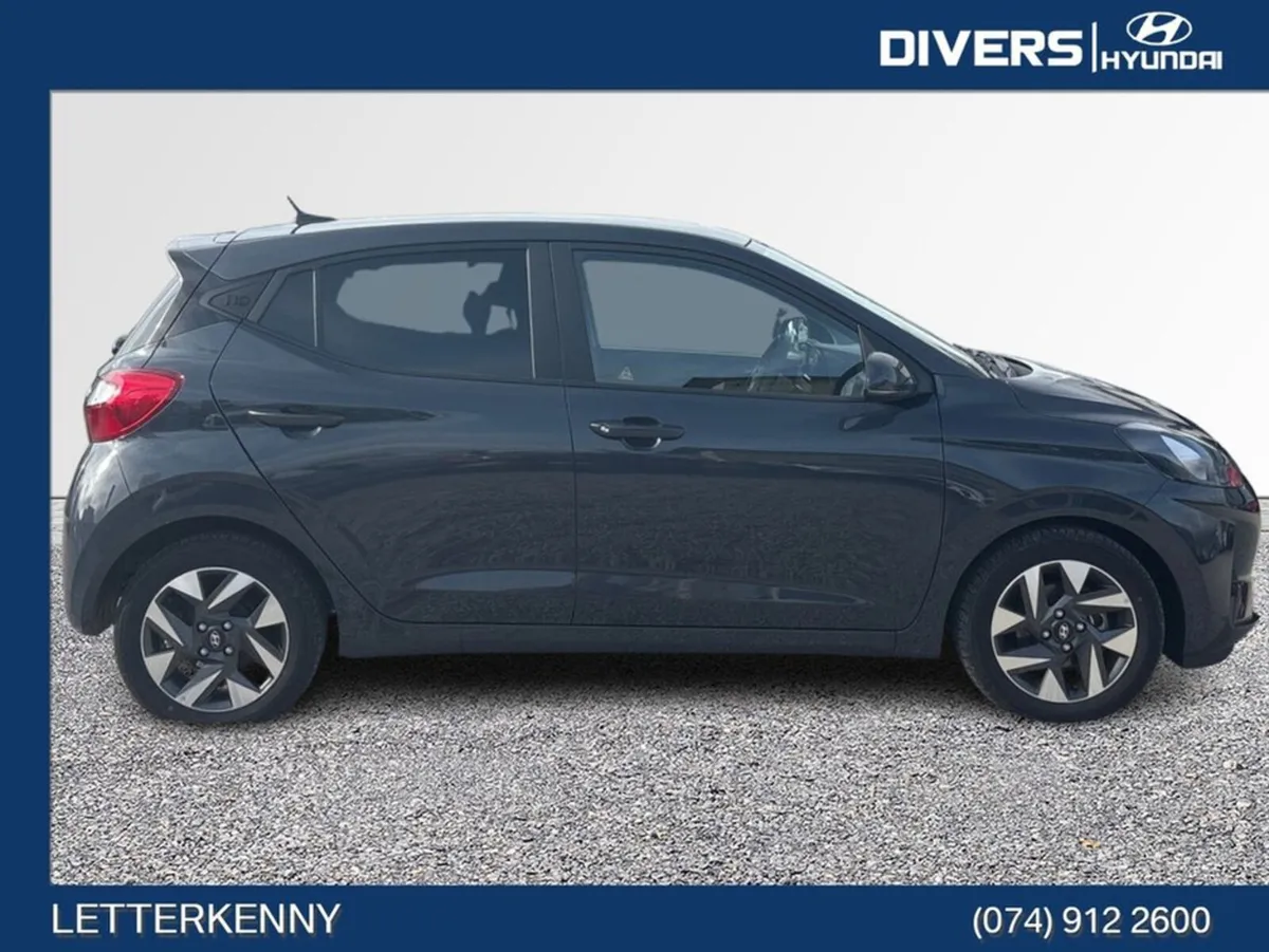 Hyundai i10 Deluxe Plus - Image 3