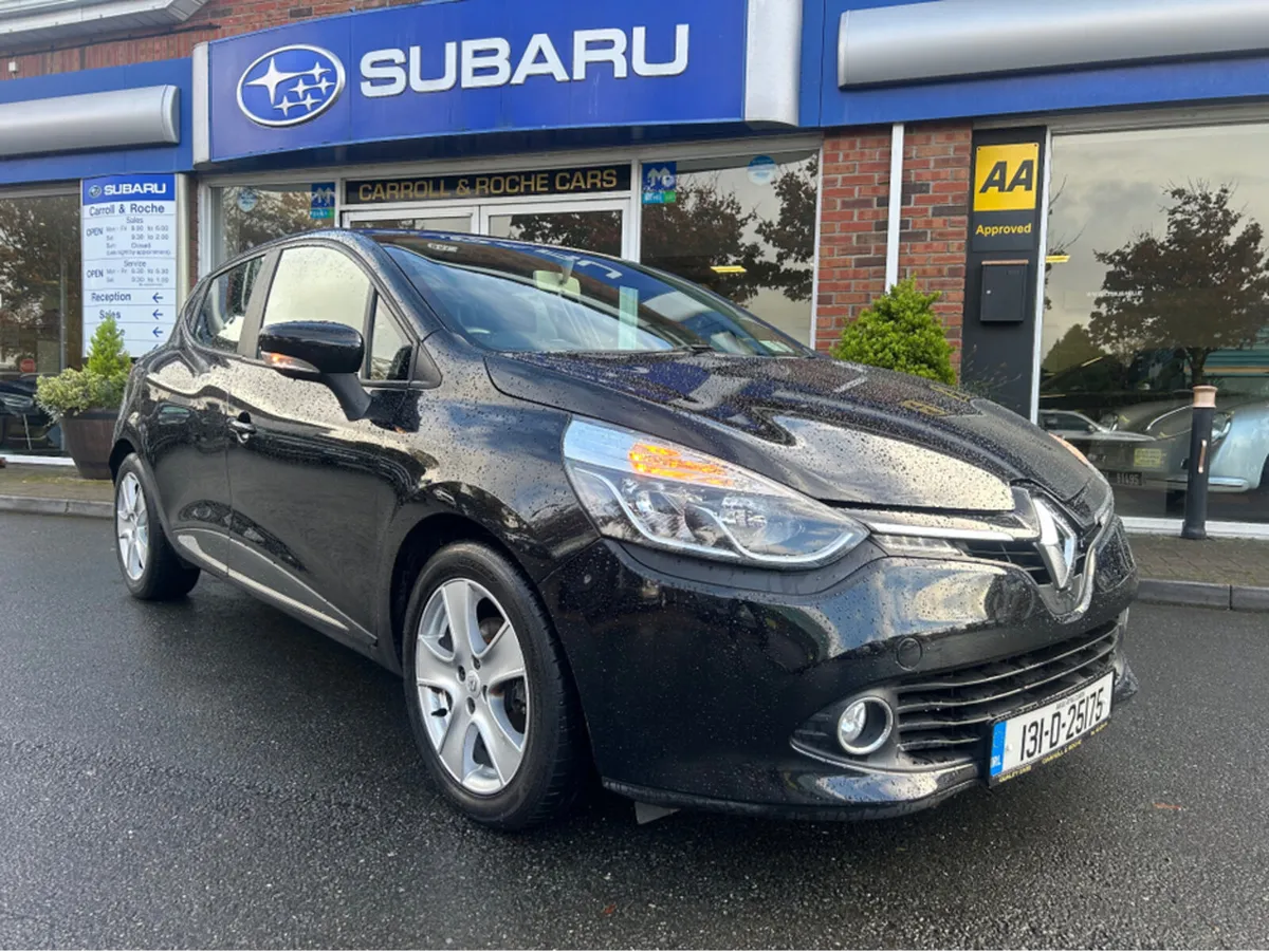 Renault Clio IV DYNAMIQUE 1.2 in Black - New NCT - - Image 2