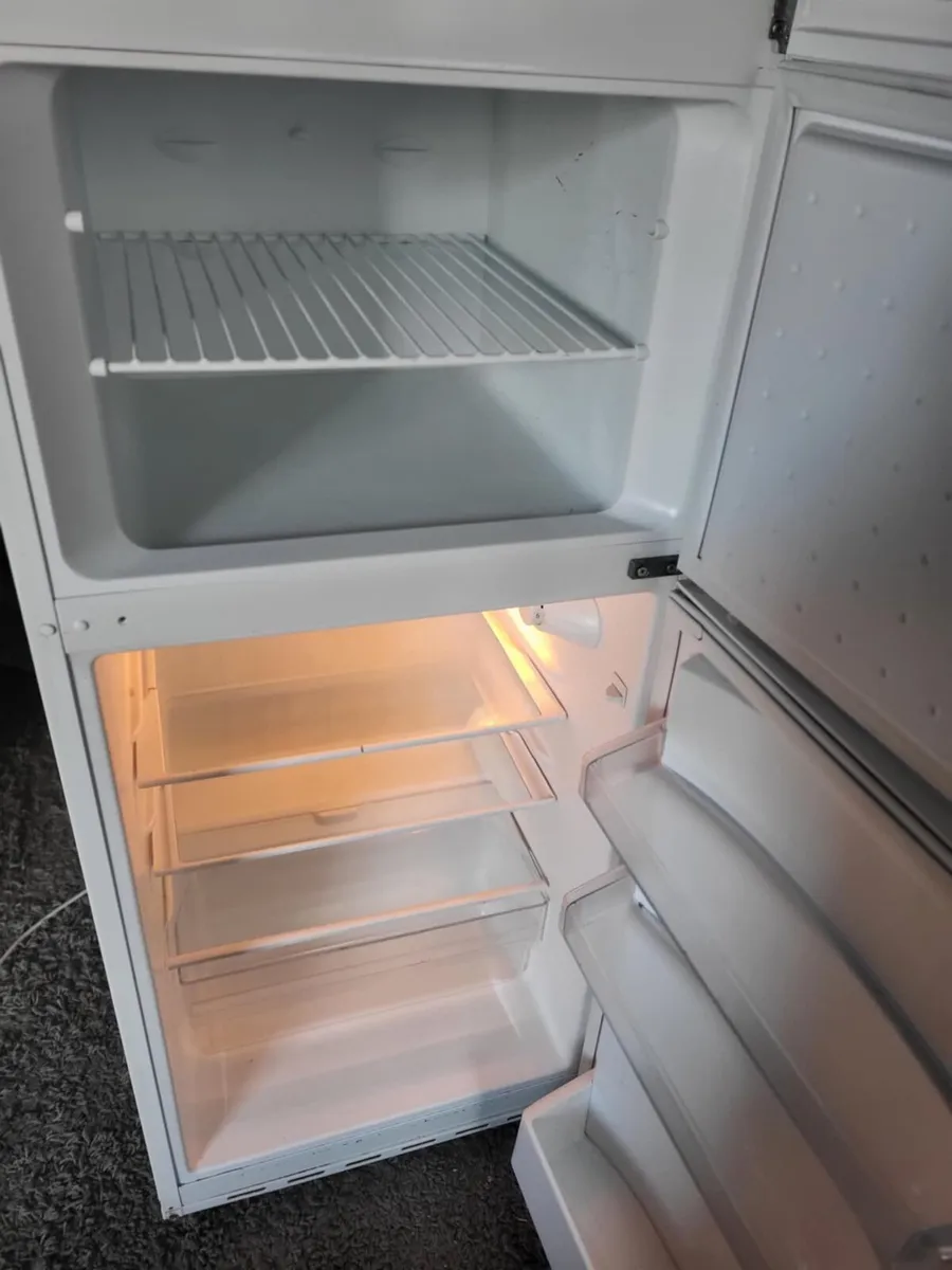 Small fridge freezer - Image 2