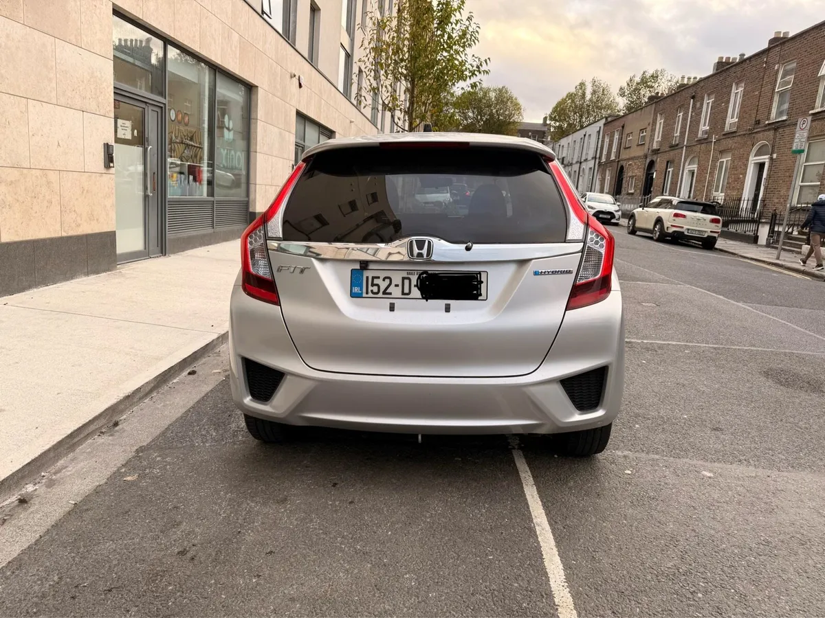 Honda fit 2015 - Image 4