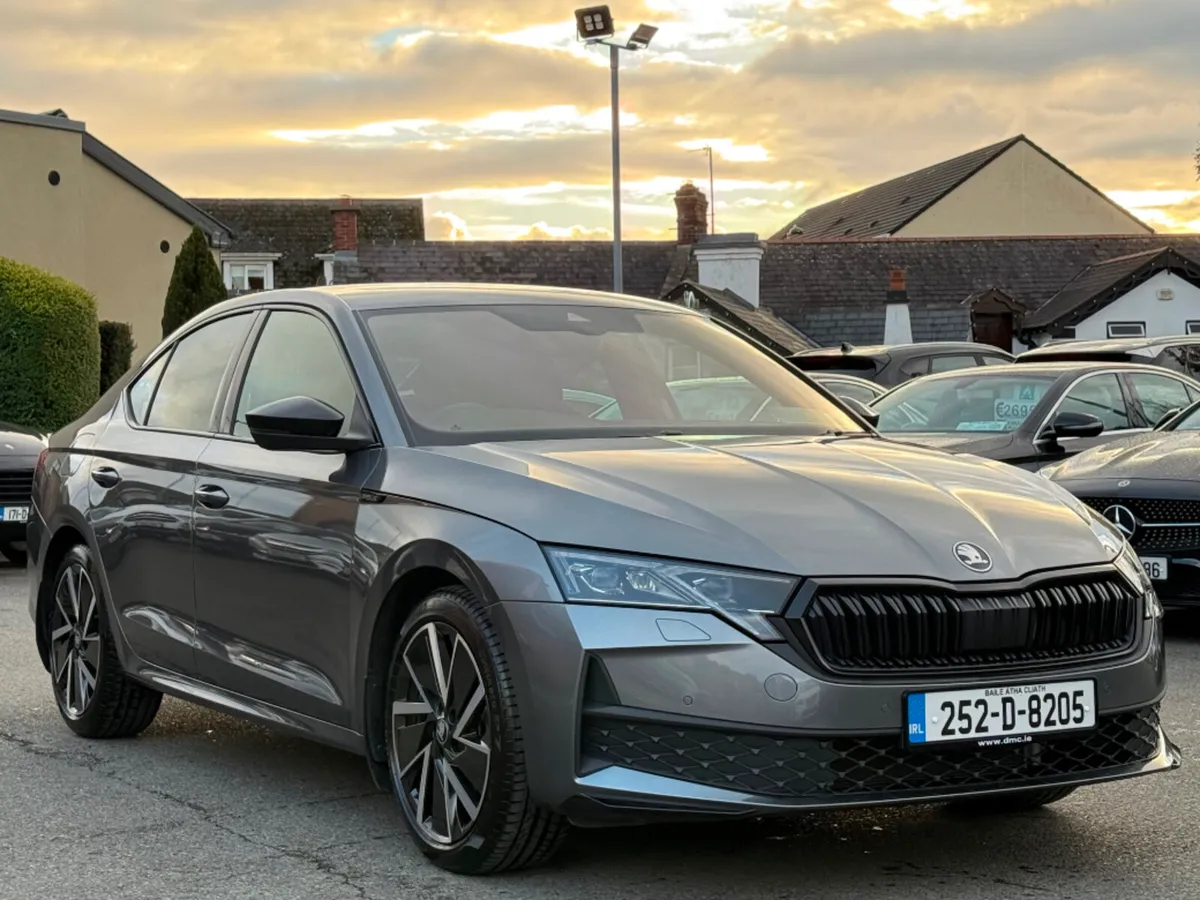 Skoda Octavia SPORTLINE 2.0TDI 150HP DSG *AS NEW* - Image 3