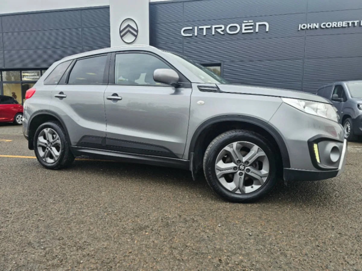Suzuki Vitara DIESEL SZT - Image 4