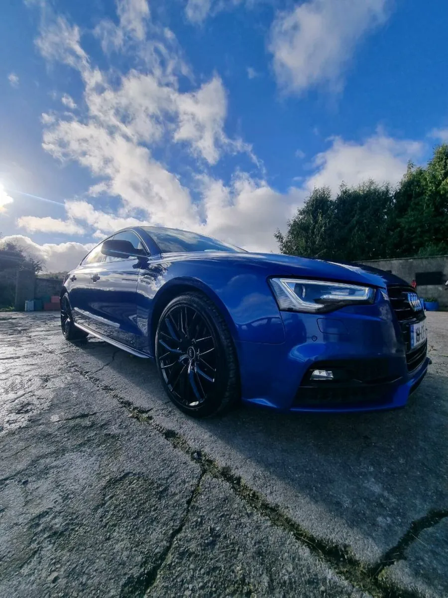 AUDI A5 SLINE BLACK EDITION - Image 2