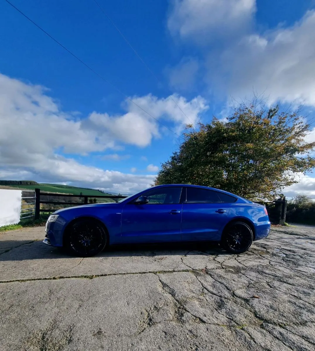 AUDI A5 SLINE BLACK EDITION - Image 3