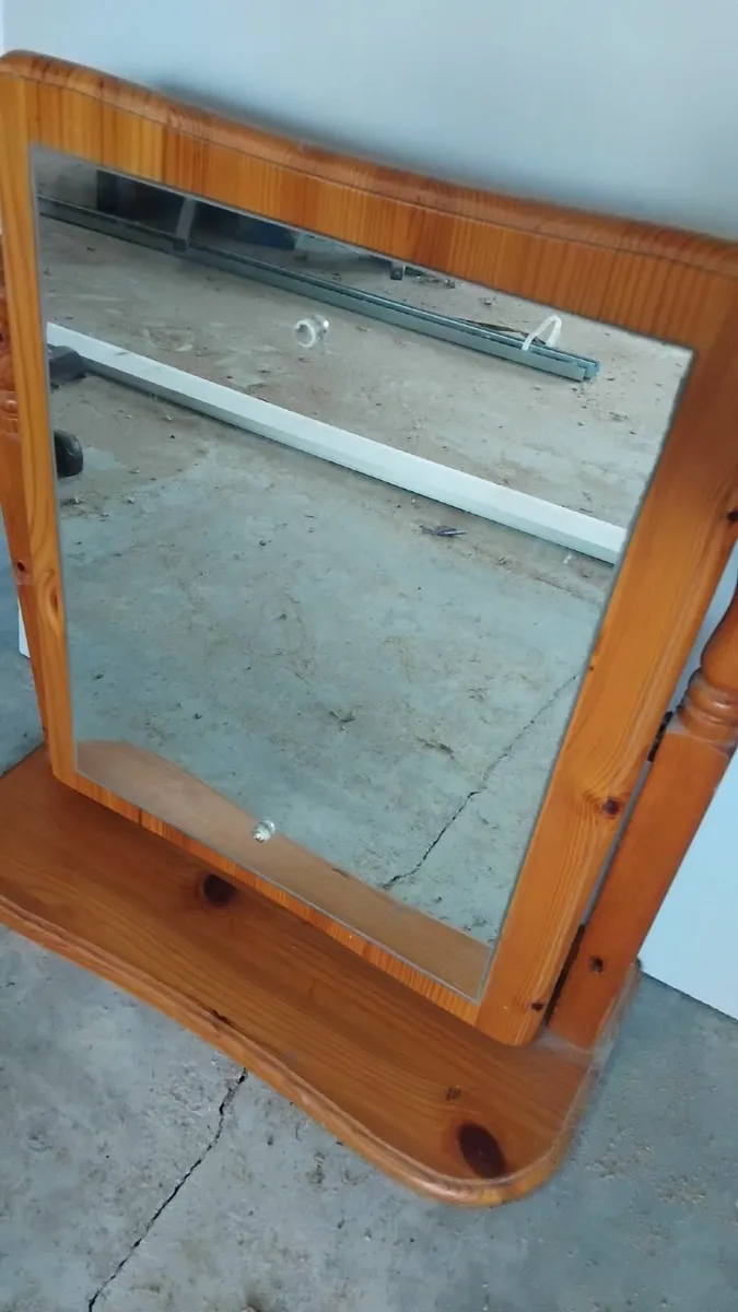 Mirror - Image 3