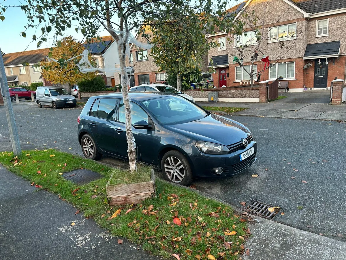VW GOLF 1.6TDI, AUTOMATIC - Image 3