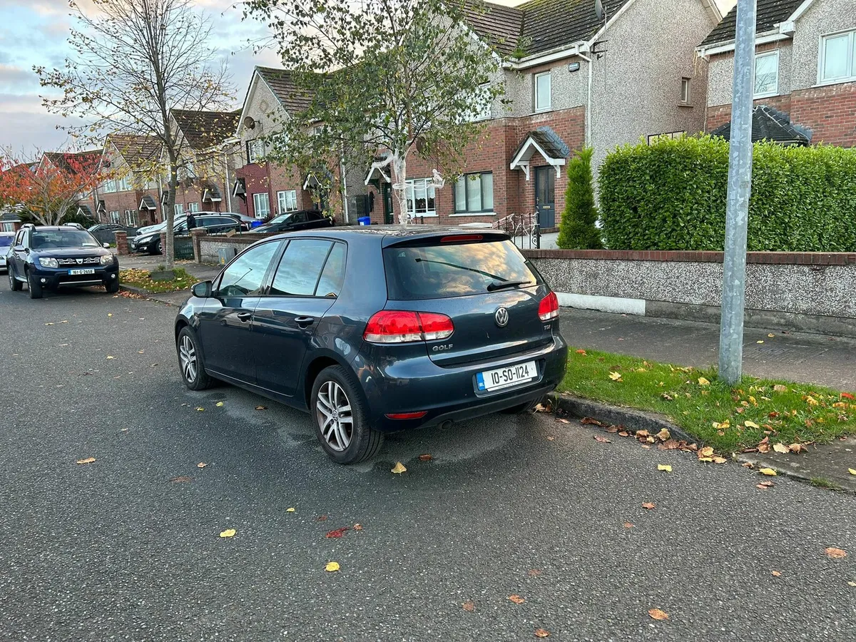 VW GOLF 1.6TDI, AUTOMATIC - Image 4