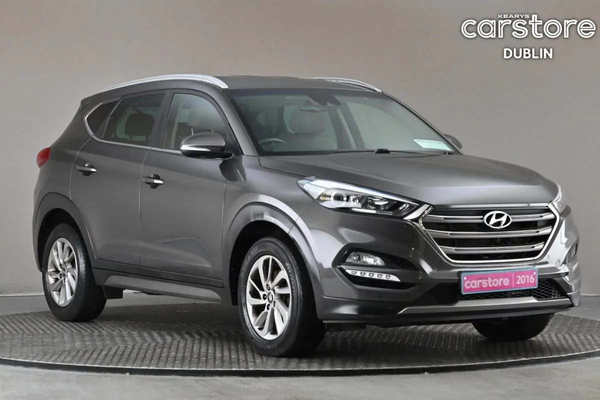Hyundai Tucson 1.7 Crdi Premium 6spd  full Brown - Image 1