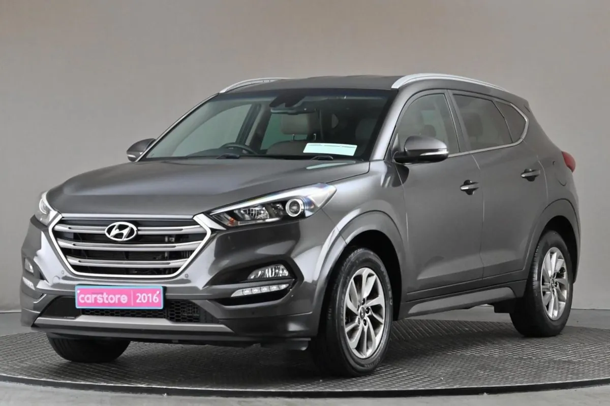 Hyundai Tucson 1.7 Crdi Premium 6spd  full Brown - Image 3
