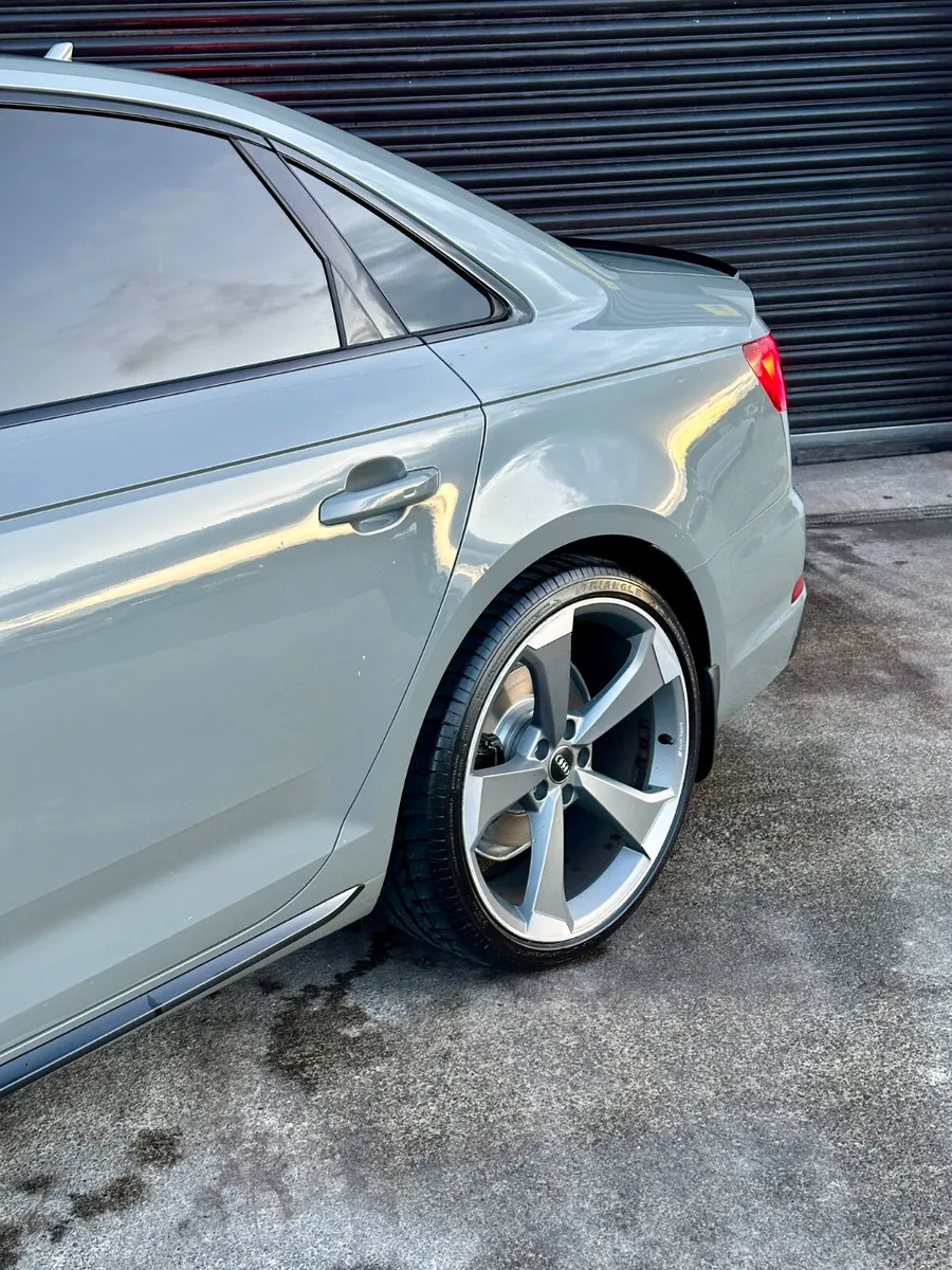 2019 AUDI A4 S LINE BLACK EDITION  TOP SPEC 2.0 TD - Image 4