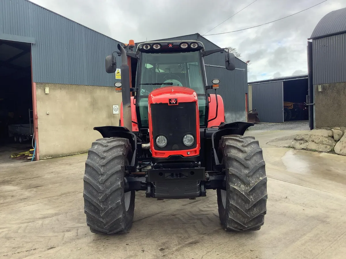 2006 MF 6490 - Image 2