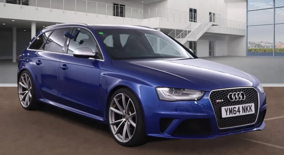 Audi RS4 Avant - Image 1