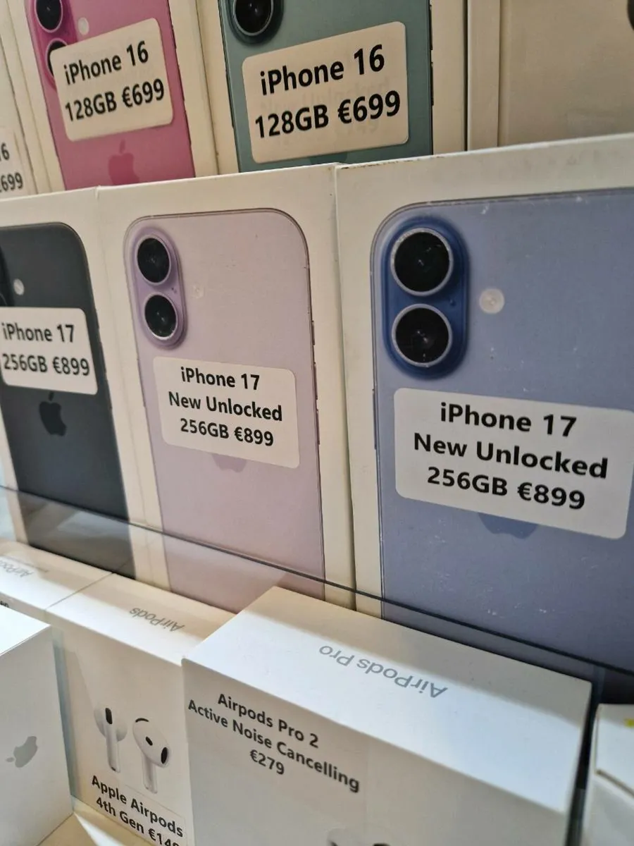 iPhone 17