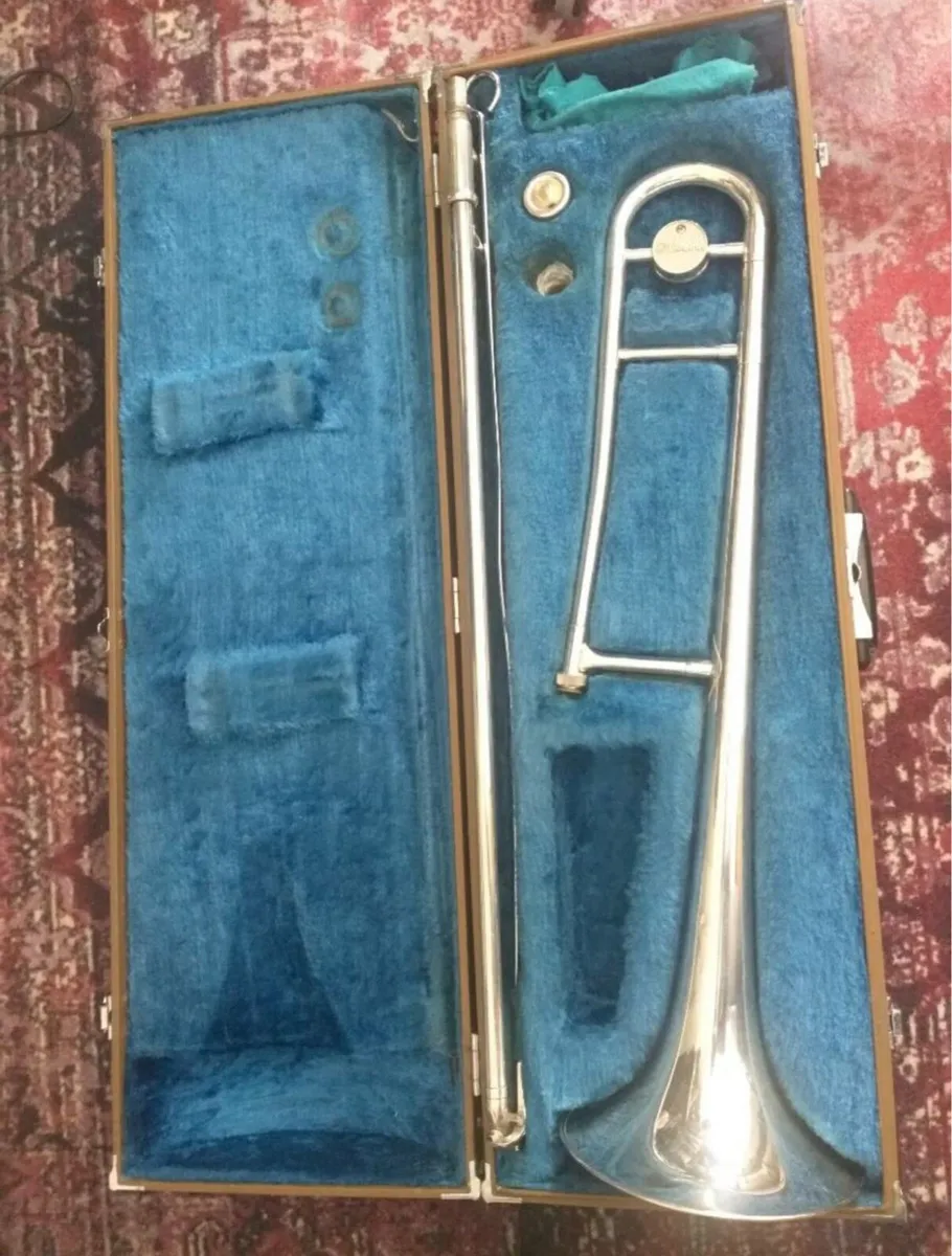 Yamaha YSL-354S Trombone - Image 2