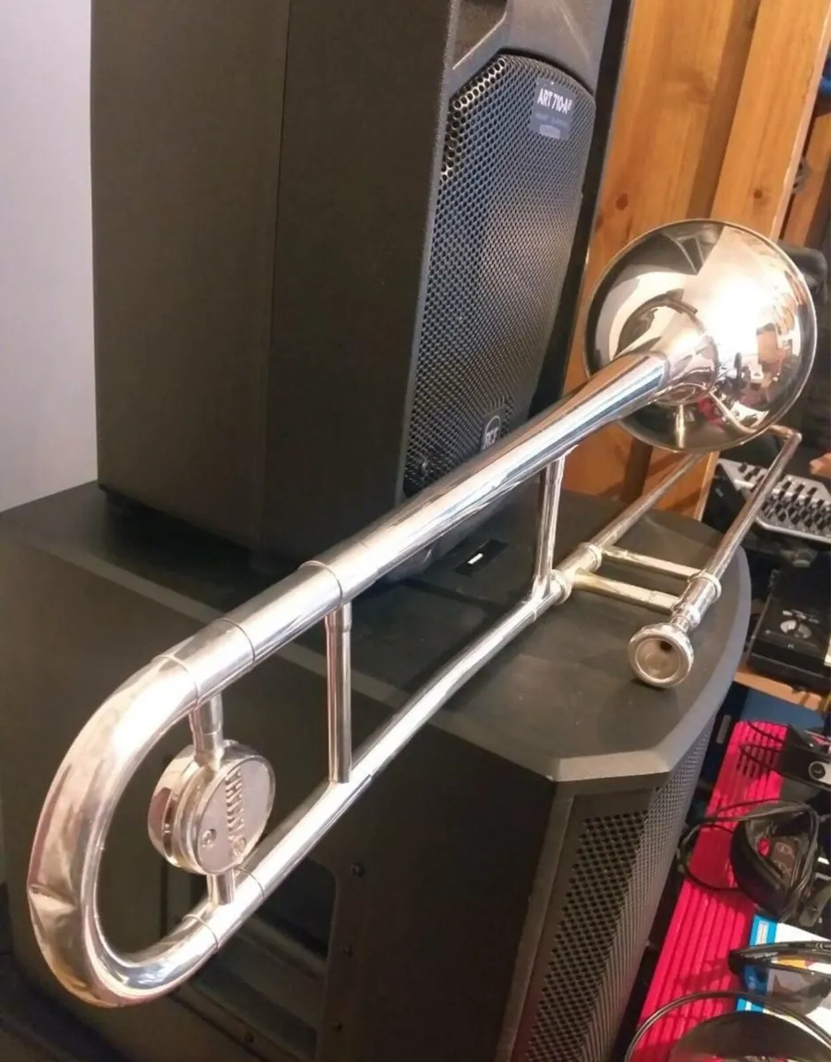 Yamaha YSL-354S Trombone - Image 3