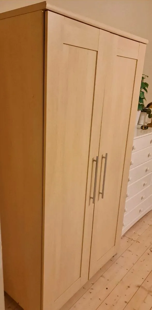Wardrobe - Image 4