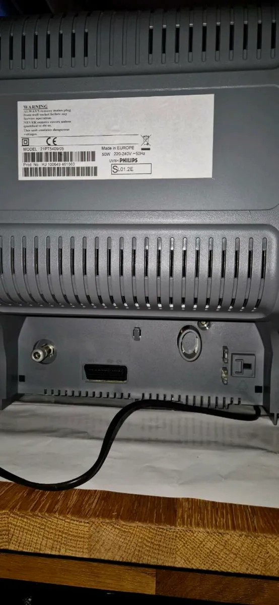 Philips Retro Gaming CRT TV - Image 4