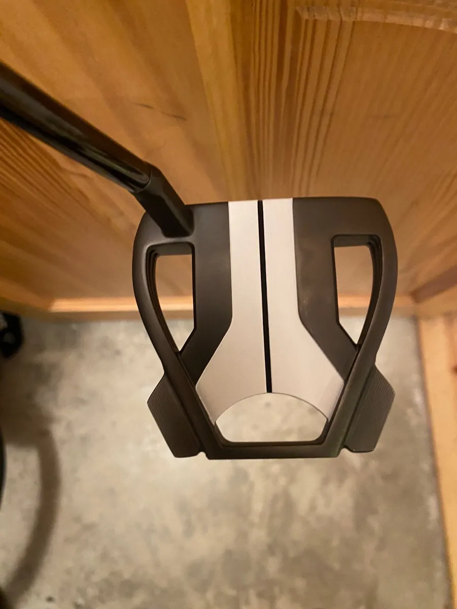 Taylormade spider putter - Image 2