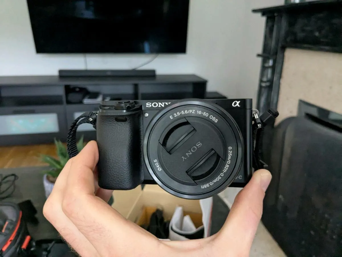 Sony Alpha A6000 Mirrorless Camera Kit - Image 4