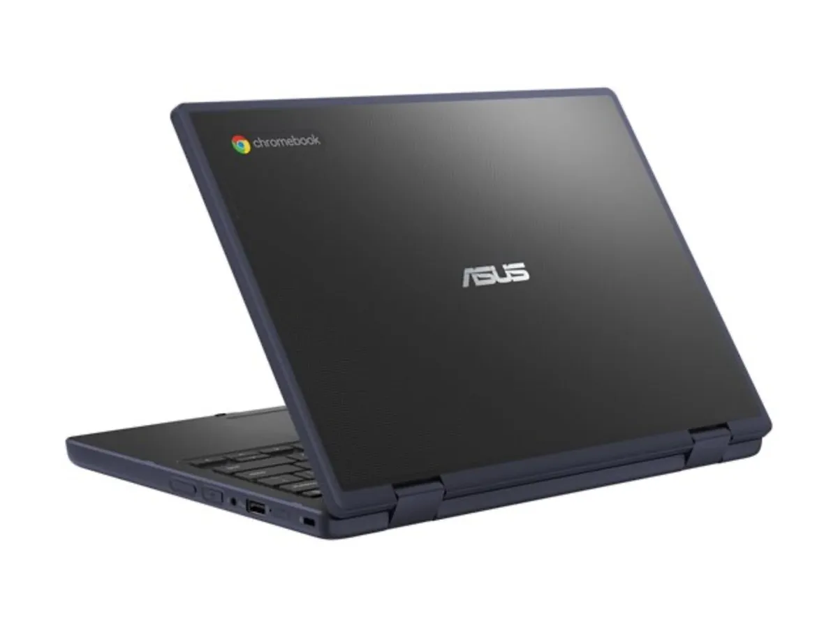 Asus CZ11 2in1 Chromebook - Image 4