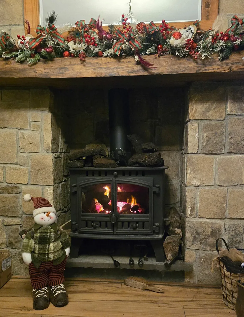 Hunter Herald Stove with back boiler 14Kw - Image 1