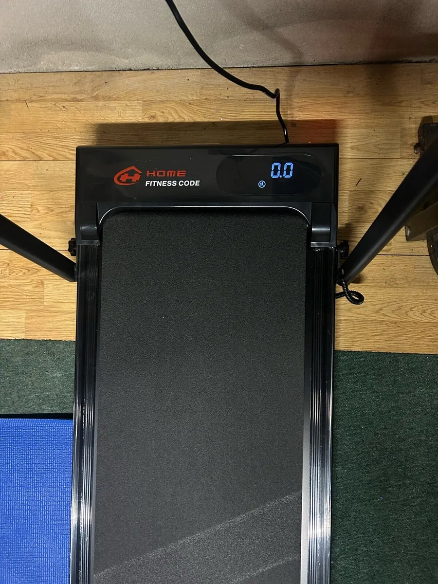Treadmill - Image 2