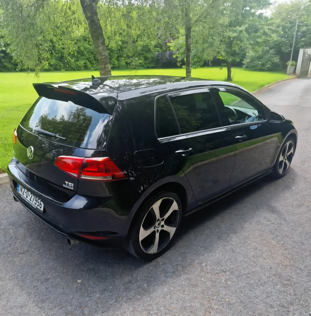 Volkswagen Golf TSI 2014 - Image 2