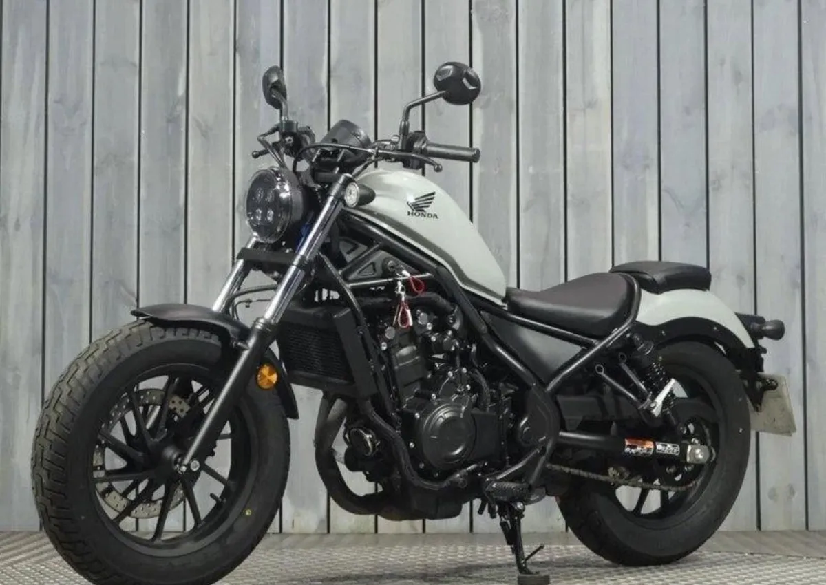 HONDA REBEL 500 2024 LOW MILES - Image 4
