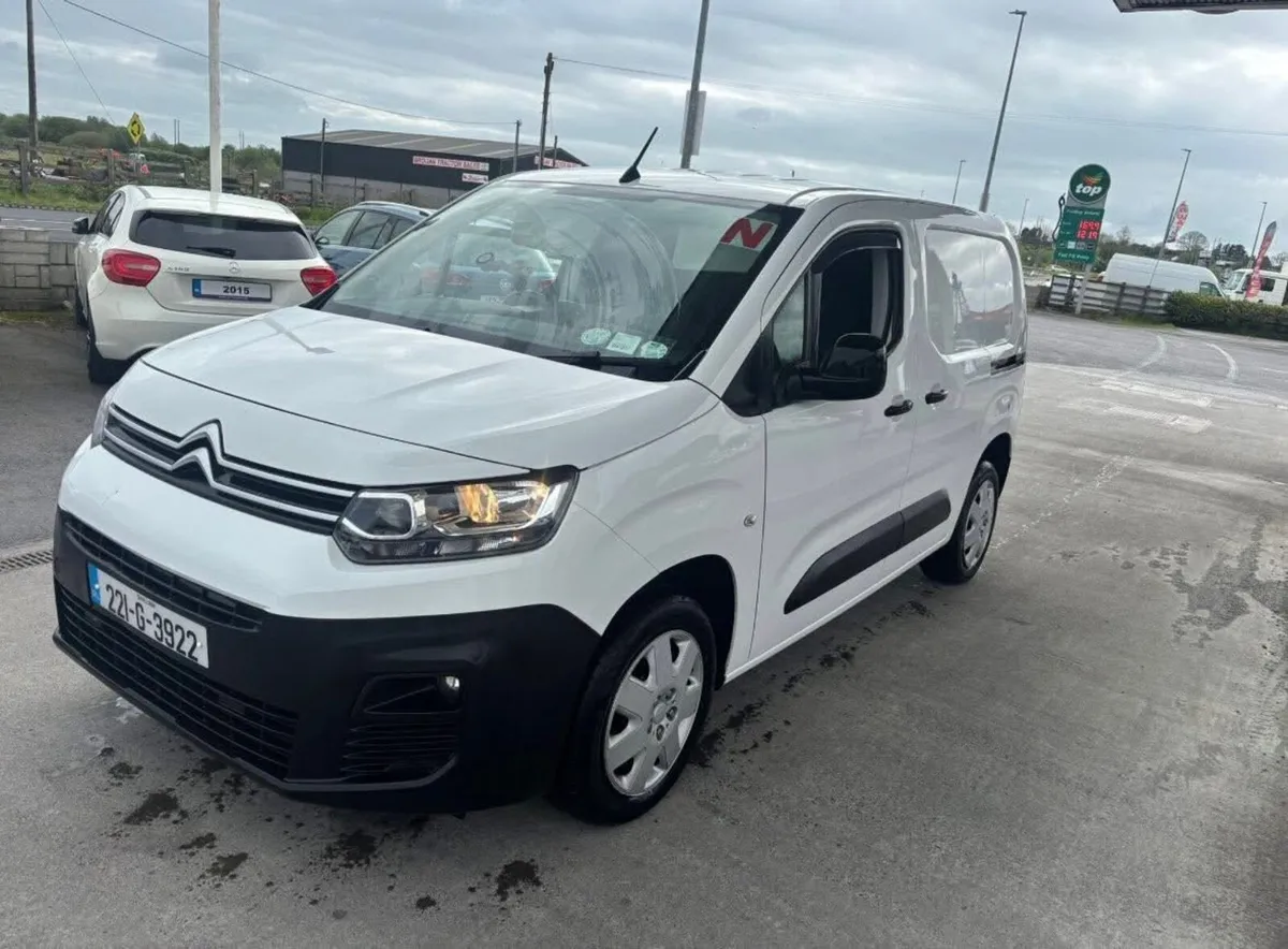 2022 Citroen Berlingo - Image 1
