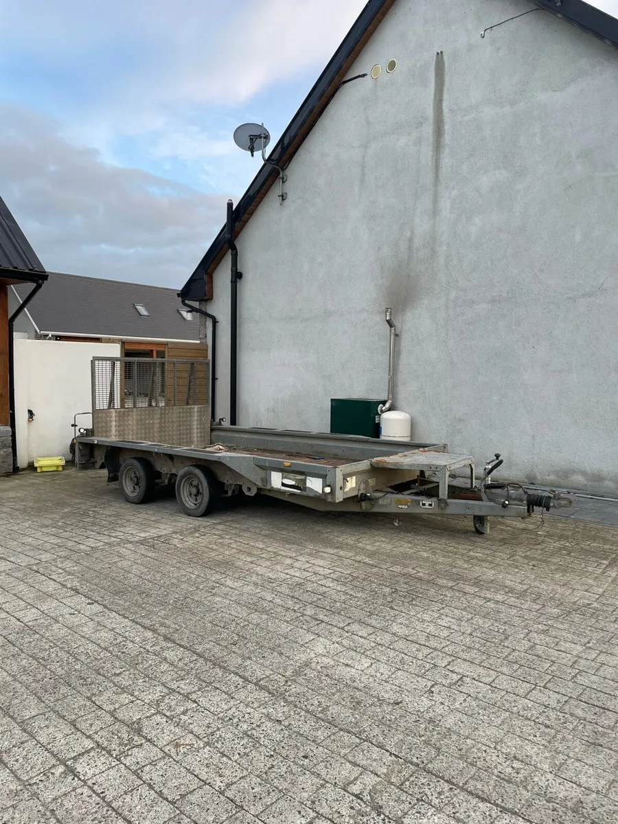 Ifor Williams plant trailer - Image 1