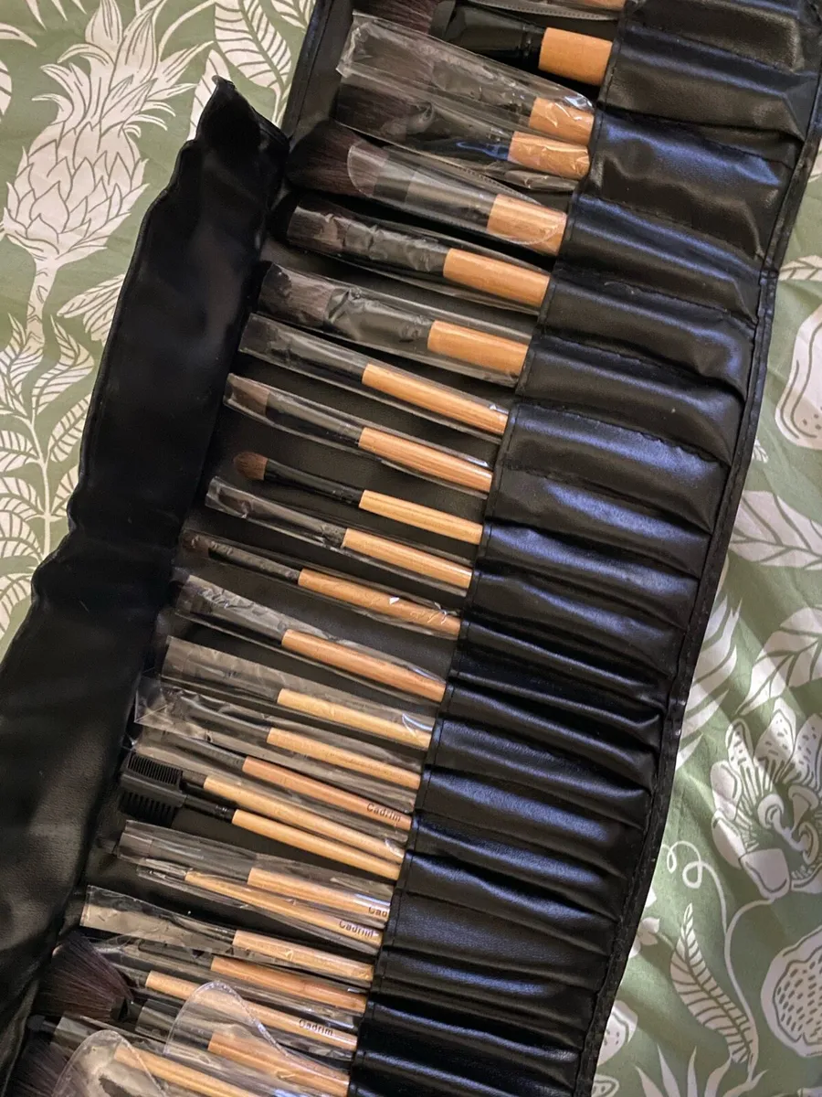 Makeup brushes - Image 2