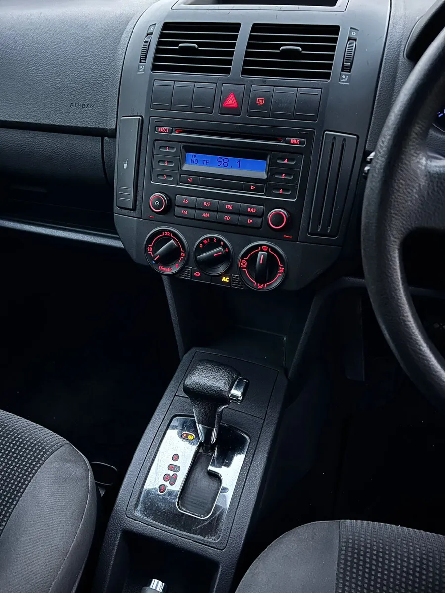 Volkswagen Polo 2008 Automatic 1.4Petrol nct 3/26 - Image 4