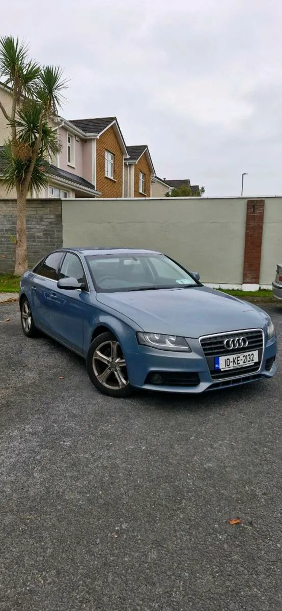 Audi A4 - Image 1
