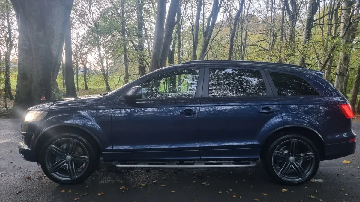 131 Audi Q7 S-line 7 Seater - Image 4