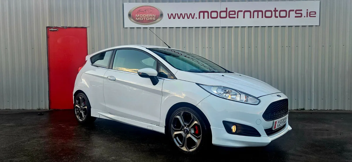 Ford Fiesta zetec 1.0 st line style - Image 2
