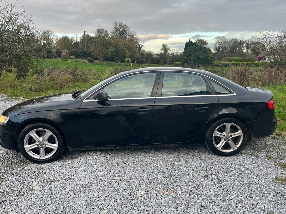 Audi A4 - Image 2