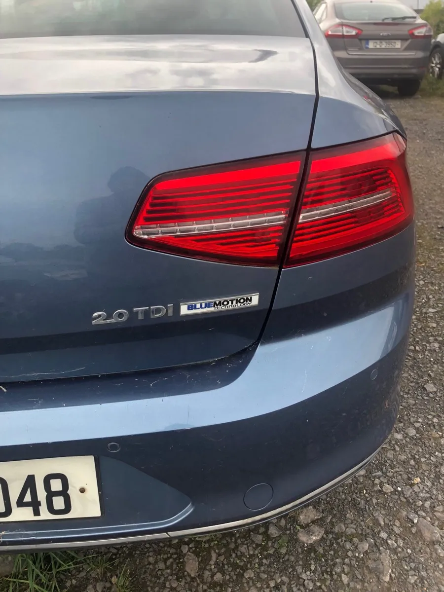 Car - Image 4