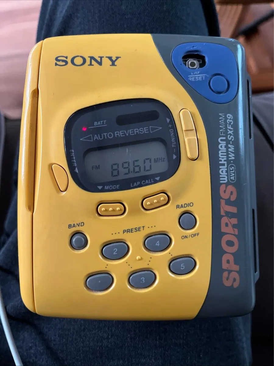 Sony Sports Walkman. Tested. Yellow. - Image 1