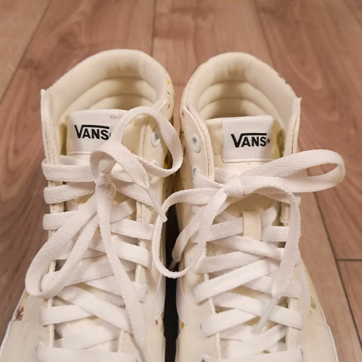 Vans SK8-Hi Floral Trainers Pastel Yellow 6UK/39EU - Image 4