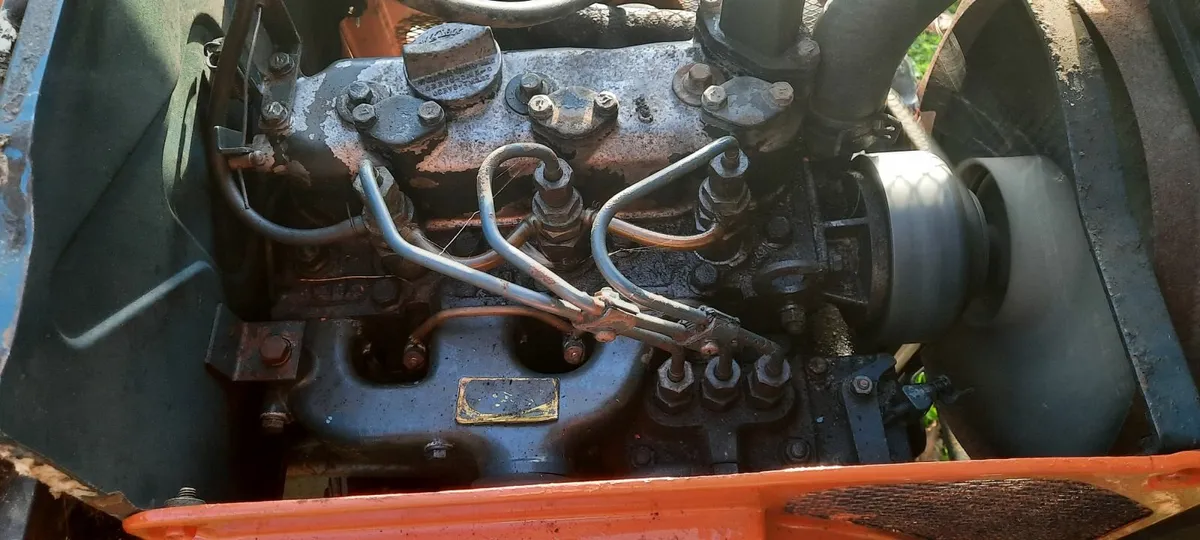 Kubota 7001 mini tractor - Image 4