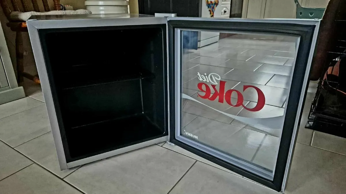 Husky Diet Coke Design Glass Door Fridge - Image 2