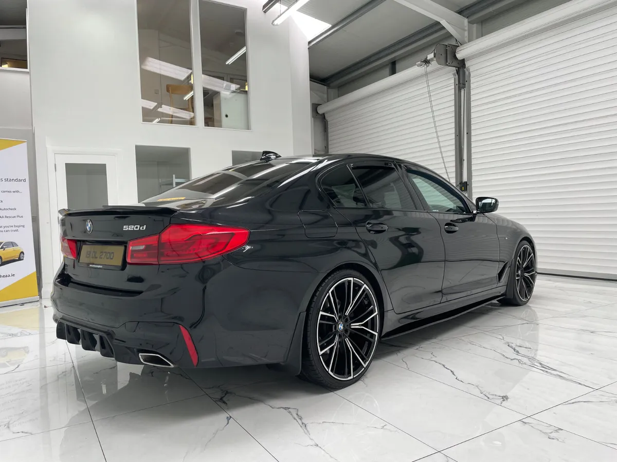 BMW 5-Series 2019 520d Msport - Image 3